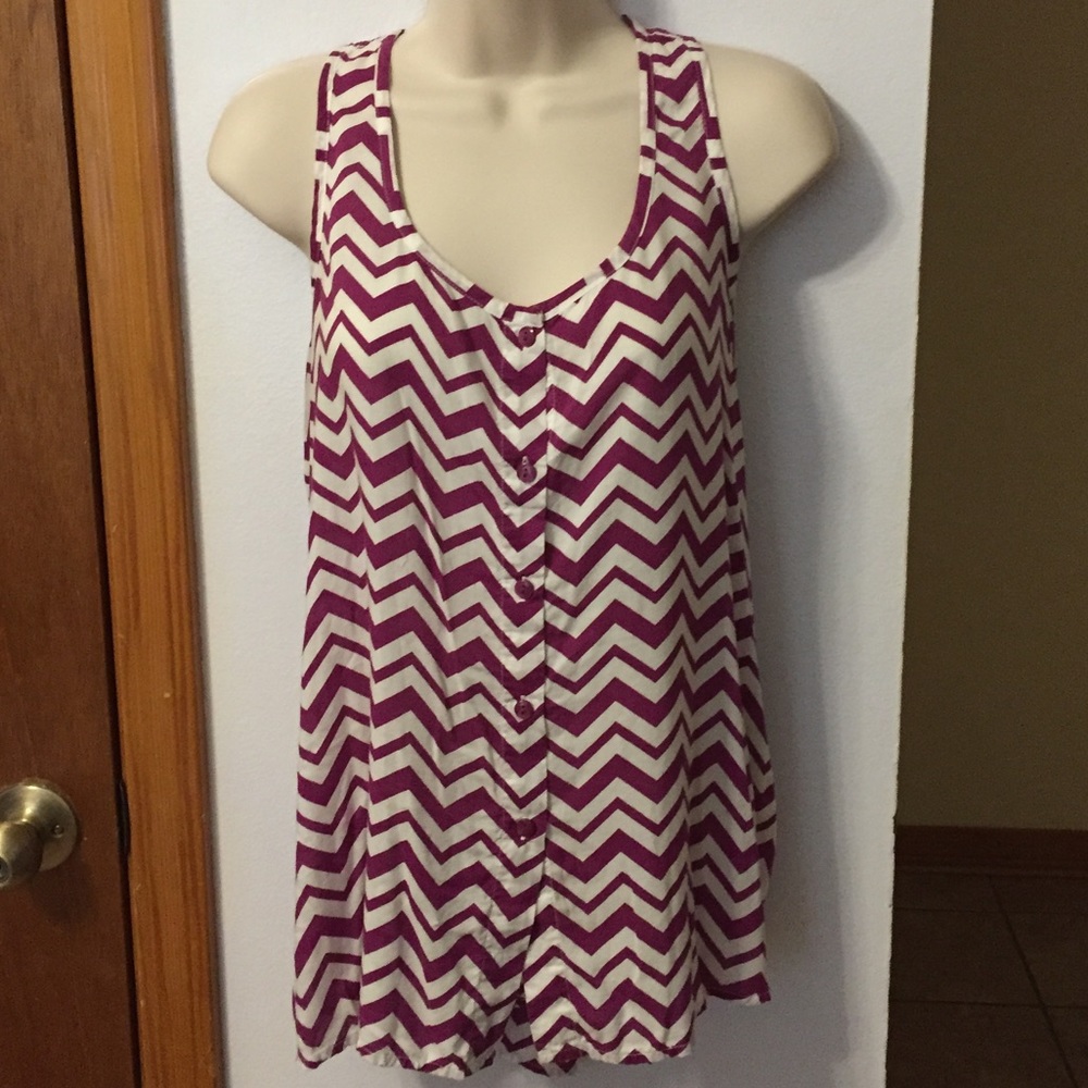 Purple and White Chevron Tank Top Large - Picture 7 of 8